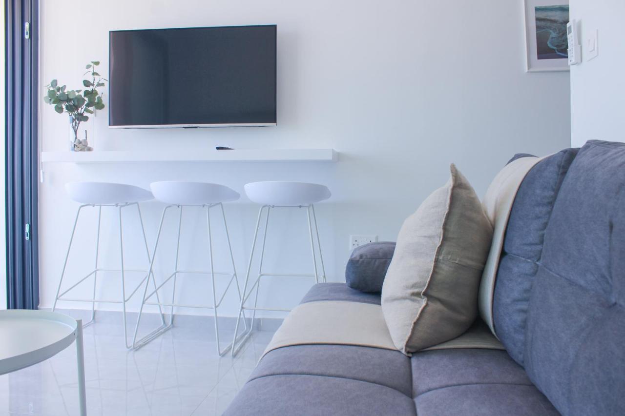 Phaedrus Living: Marina Sea View Flat 214 Gold Apartment Paphos Bagian luar foto